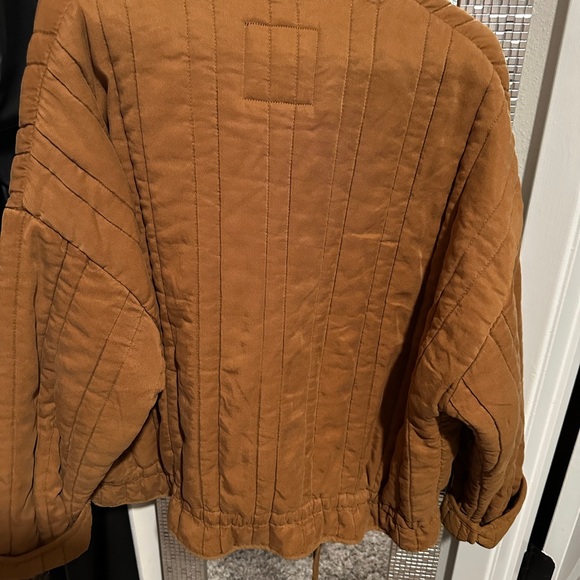 Zara - Picture 1 of 3